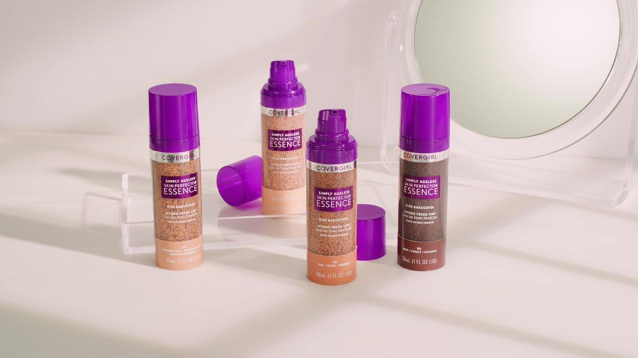 Covergirl Simply Ageless Skin Perfector Essence cover